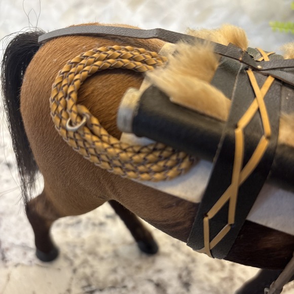 Vintage Model Horse Realistic Figure Real Hair Glass Eyes Saddle 10"‎ Tall - Picture 9 of 16